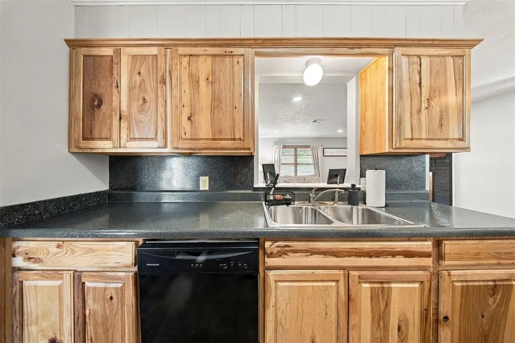 Photo 13 — 113 Hardesty Drive, Shawnee, OK 74804