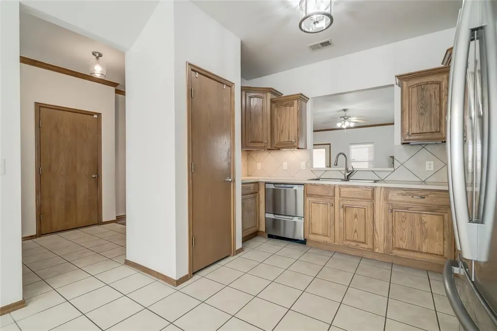 Photo 7 — 17633 Cobalt Avenue, Edmond, OK 73012