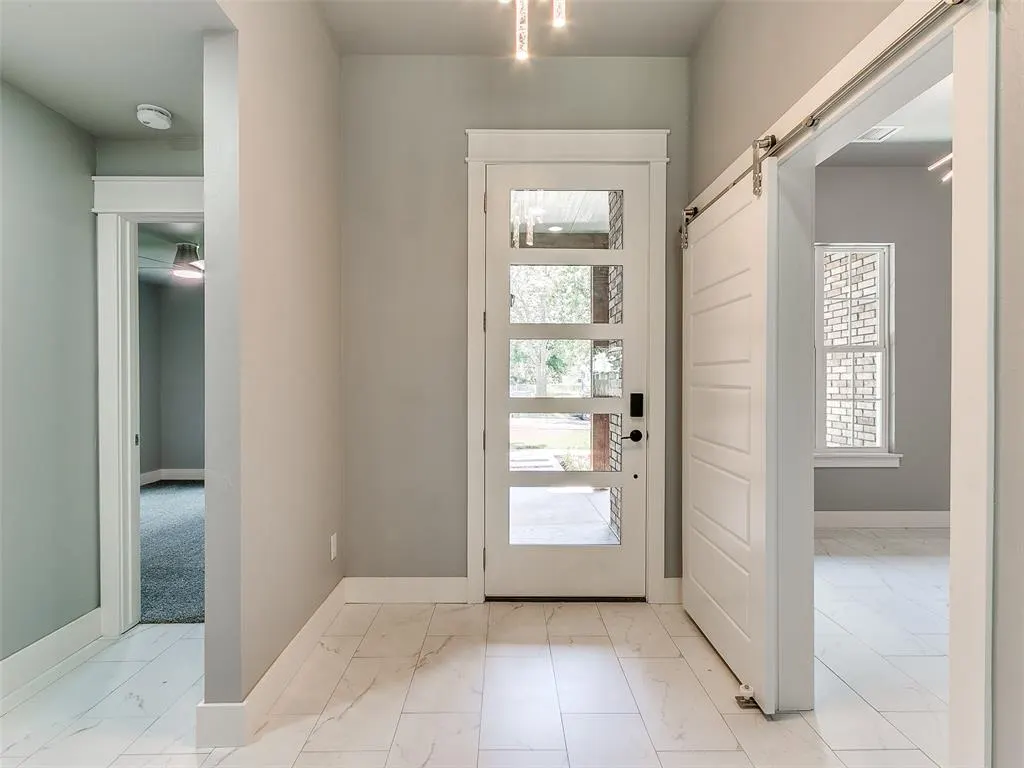 Photo 5 — 10121 St Patrick Drive, Midwest City, OK 73130