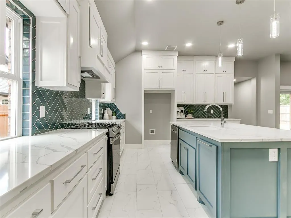 Photo 16 — 10121 St Patrick Drive, Midwest City, OK 73130