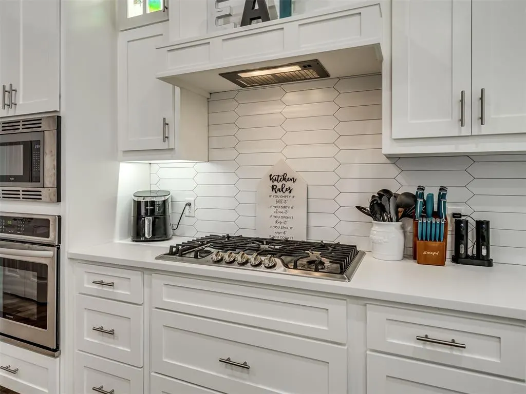 Photo 18 — 6263 Macarthur Park Circle, Edmond, OK 73012