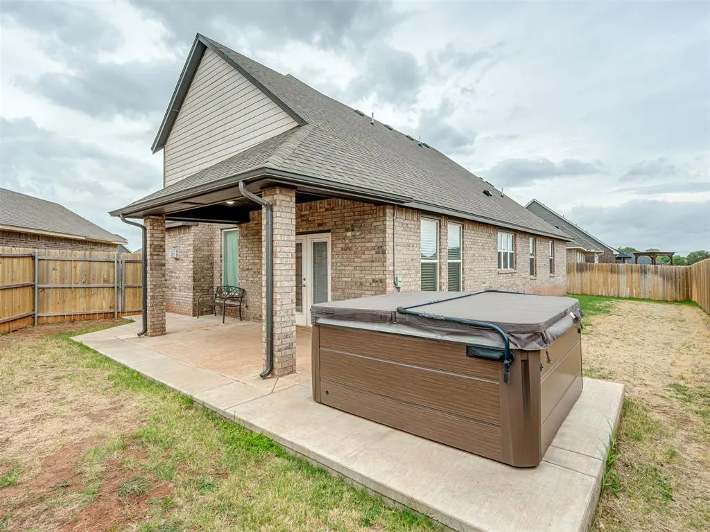 Photo 43 — 6263 Macarthur Park Circle, Edmond, OK 73012
