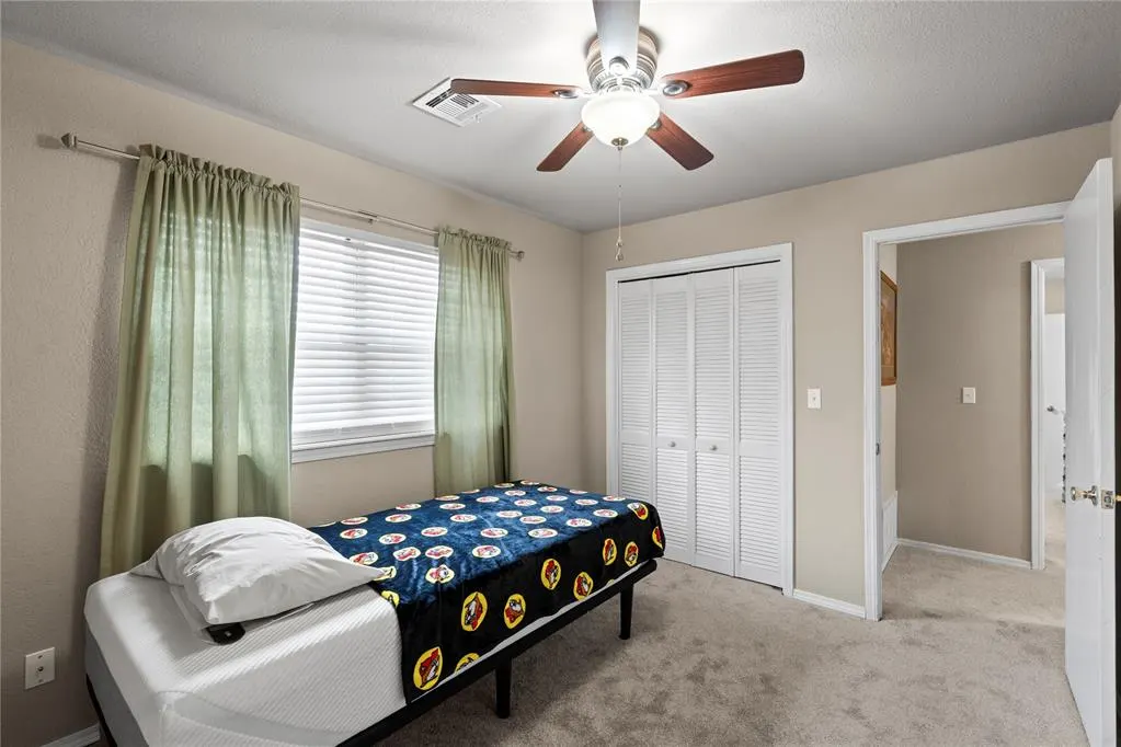 Photo 16 — 926 S Highland Drive, Mustang, OK 73064