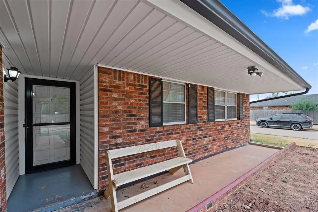 Photo 24 — 926 S Highland Drive, Mustang, OK 73064