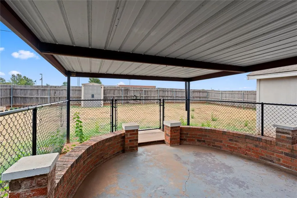 Photo 25 — 926 S Highland Drive, Mustang, OK 73064