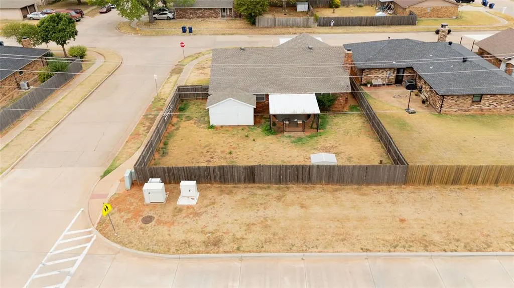 Photo 29 — 926 S Highland Drive, Mustang, OK 73064