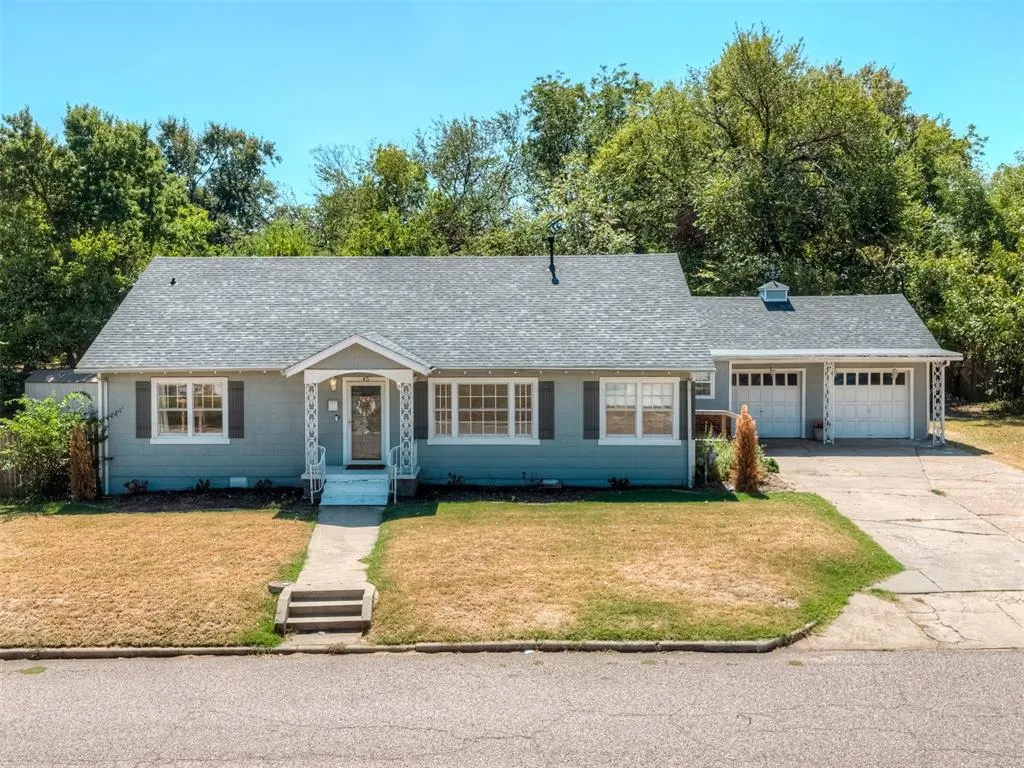 Front exterior — 45 E Drummond Street, Shawnee, OK 74801