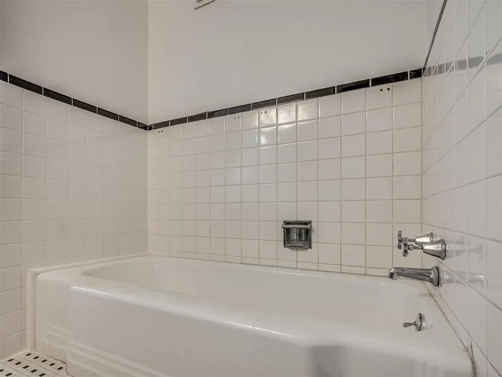 Photo 38 — 45 E Drummond Street, Shawnee, OK 74801