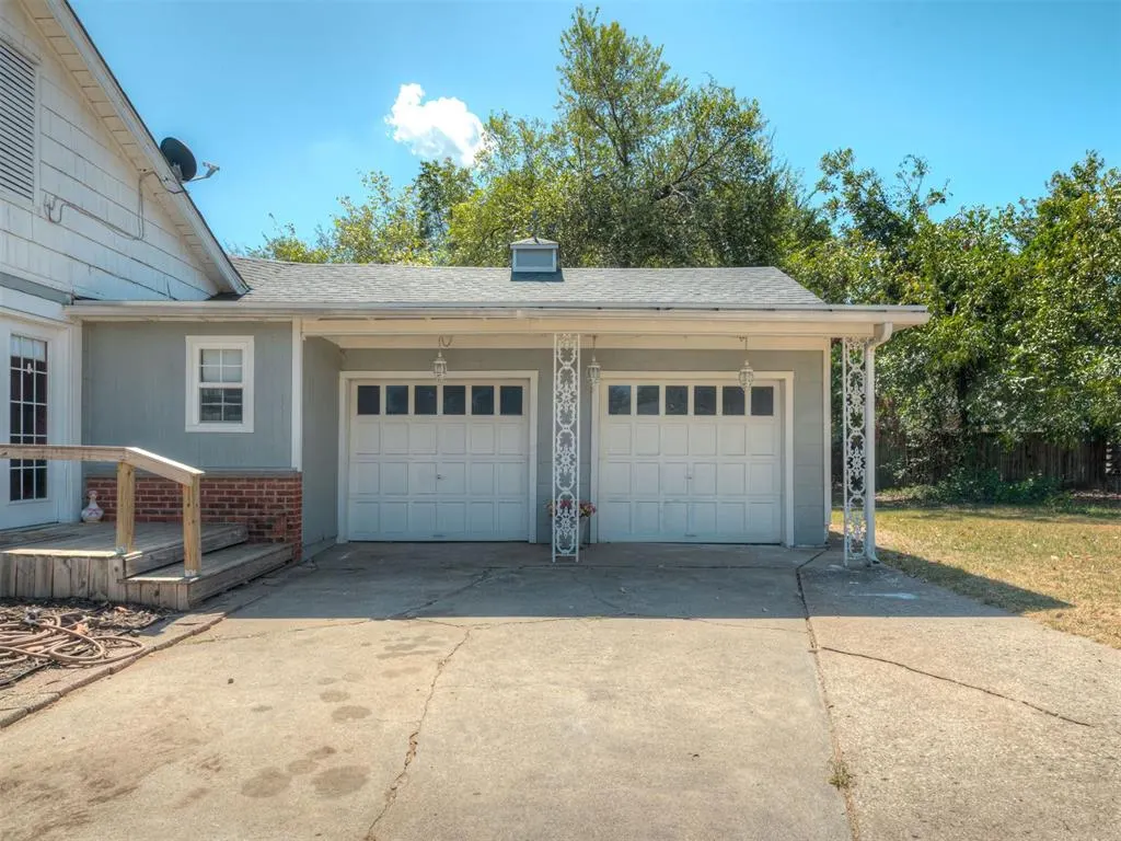 Photo 40 — 45 E Drummond Street, Shawnee, OK 74801