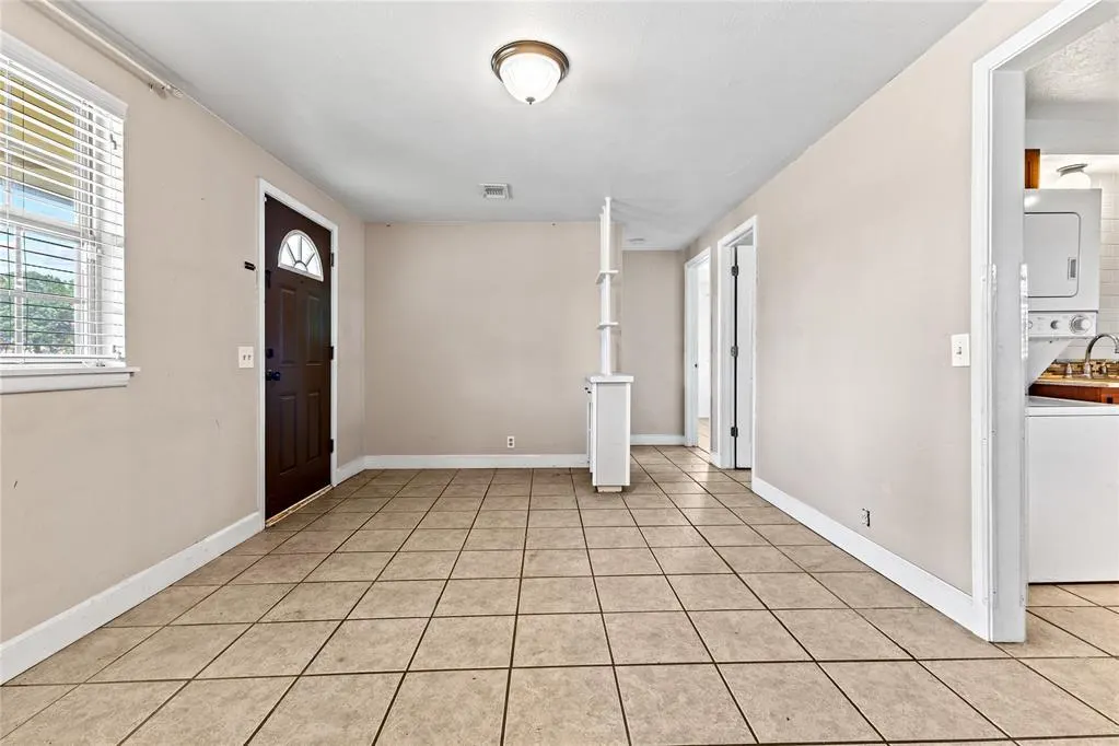 Photo 2 — 516 E Huber Street, Weatherford, OK 73096
