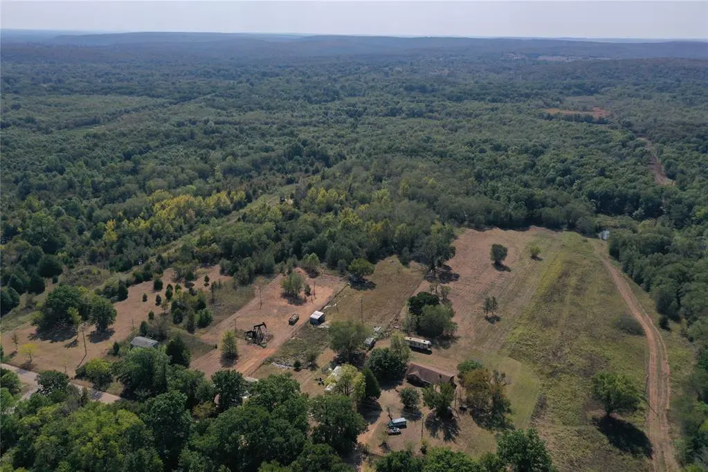 Photo 4 — 6674 Jones Road, Okmulgee, OK 74447