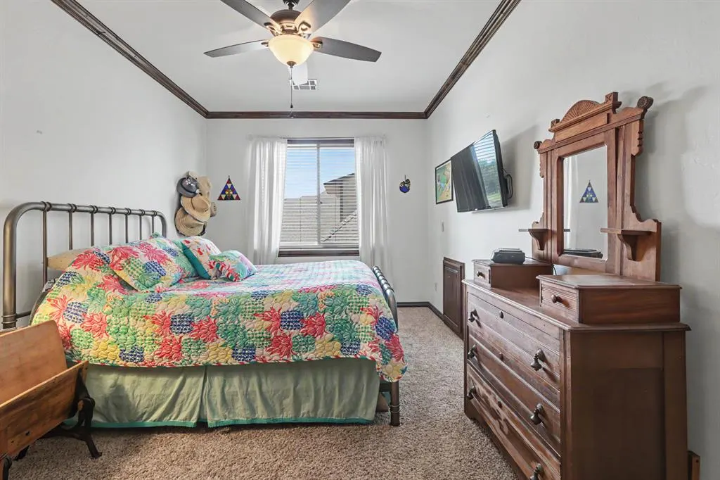Photo 31 — 420 Stonemill Boulevard, Yukon, OK 73099