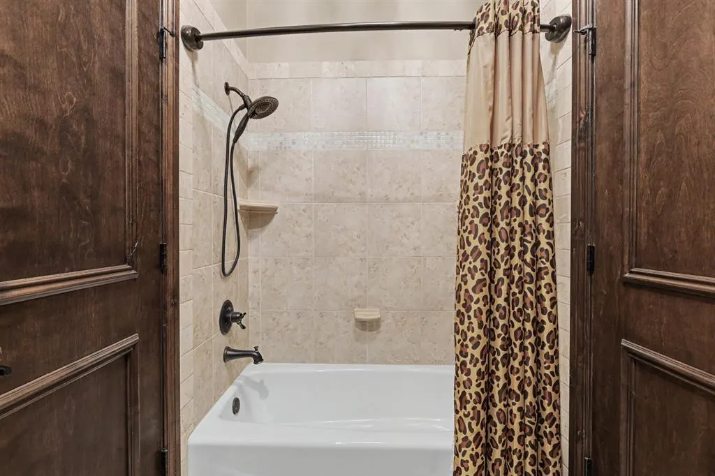 Photo 34 — 420 Stonemill Boulevard, Yukon, OK 73099