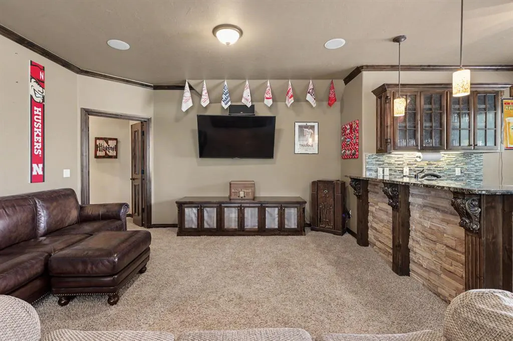 Photo 38 — 420 Stonemill Boulevard, Yukon, OK 73099