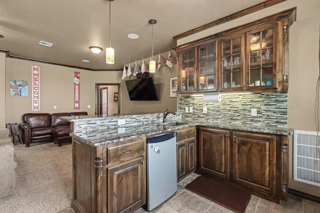 Photo 39 — 420 Stonemill Boulevard, Yukon, OK 73099