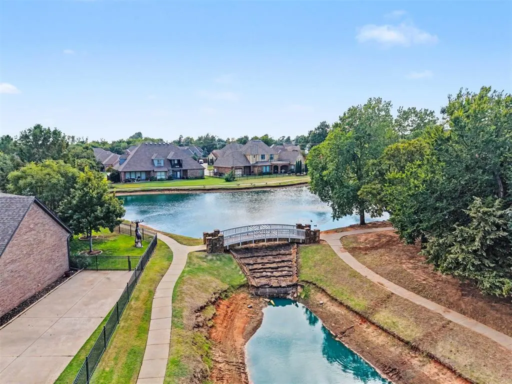 Photo 49 — 420 Stonemill Boulevard, Yukon, OK 73099