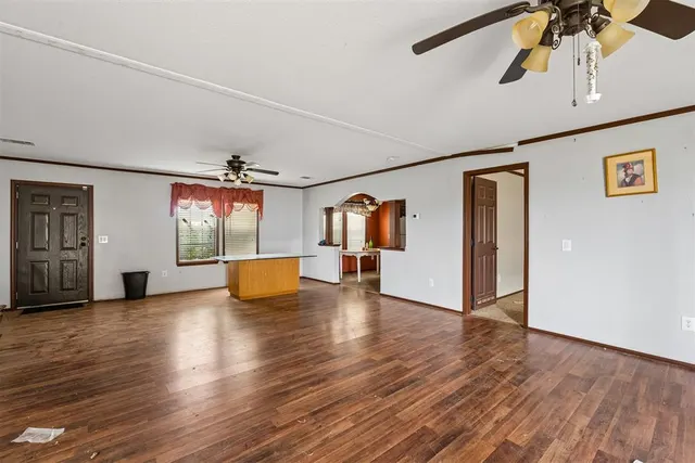 Photo 3 — 1515 N 14th Street, Guthrie, OK 73044