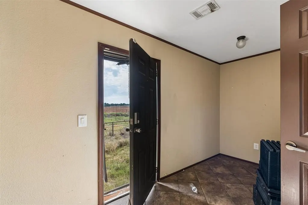 Photo 16 — 1515 N 14th Street, Guthrie, OK 73044
