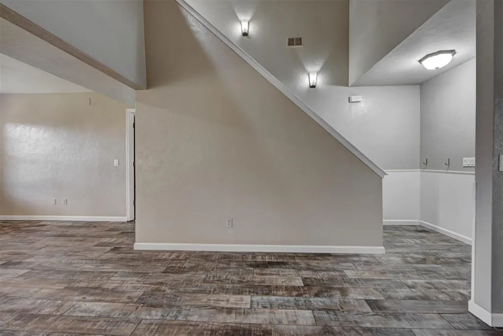 Photo 6 — 3136 S David Drive, Oklahoma City, OK 73159