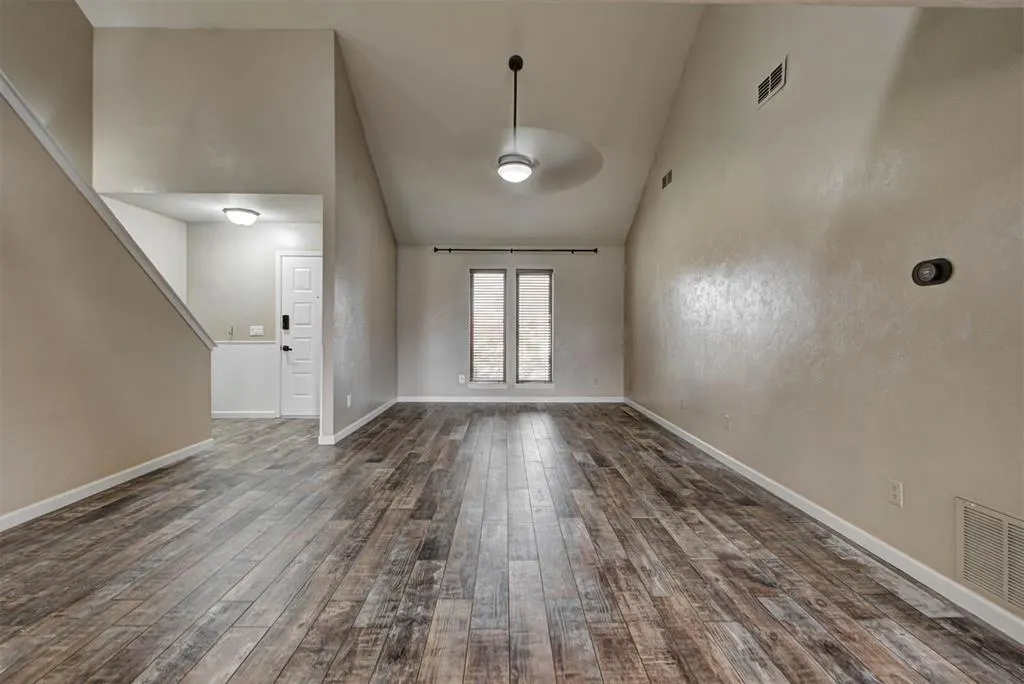 Photo 7 — 3136 S David Drive, Oklahoma City, OK 73159