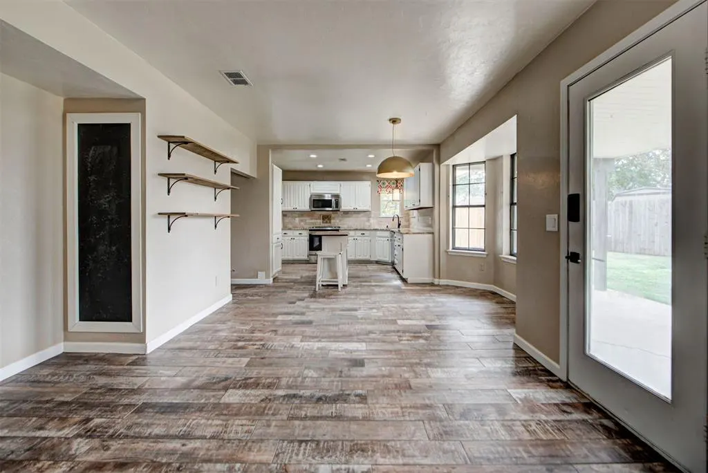 Photo 14 — 3136 S David Drive, Oklahoma City, OK 73159