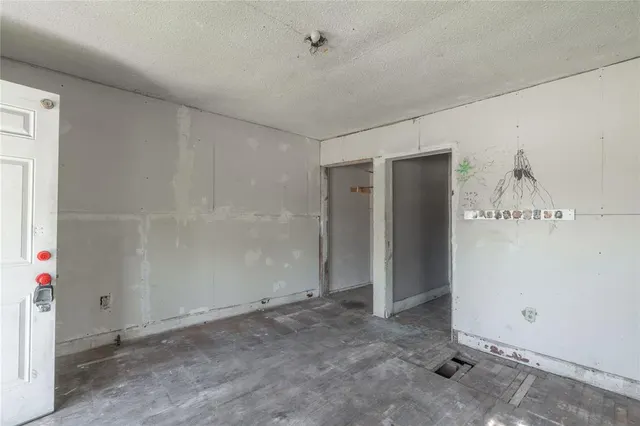 Photo 7 — 820 W Highland Street, Shawnee, OK 74801
