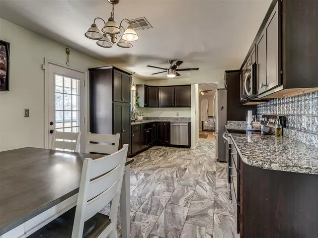 Photo 7 — 15818 Nelson Road, Norman, OK 73026