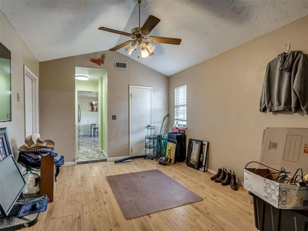 Photo 16 — 15818 Nelson Road, Norman, OK 73026
