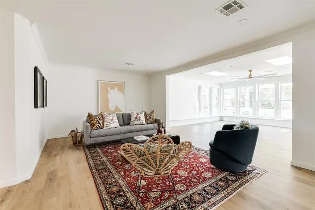 Photo 3 — 5119 N Miller Place, Oklahoma City, OK 73112