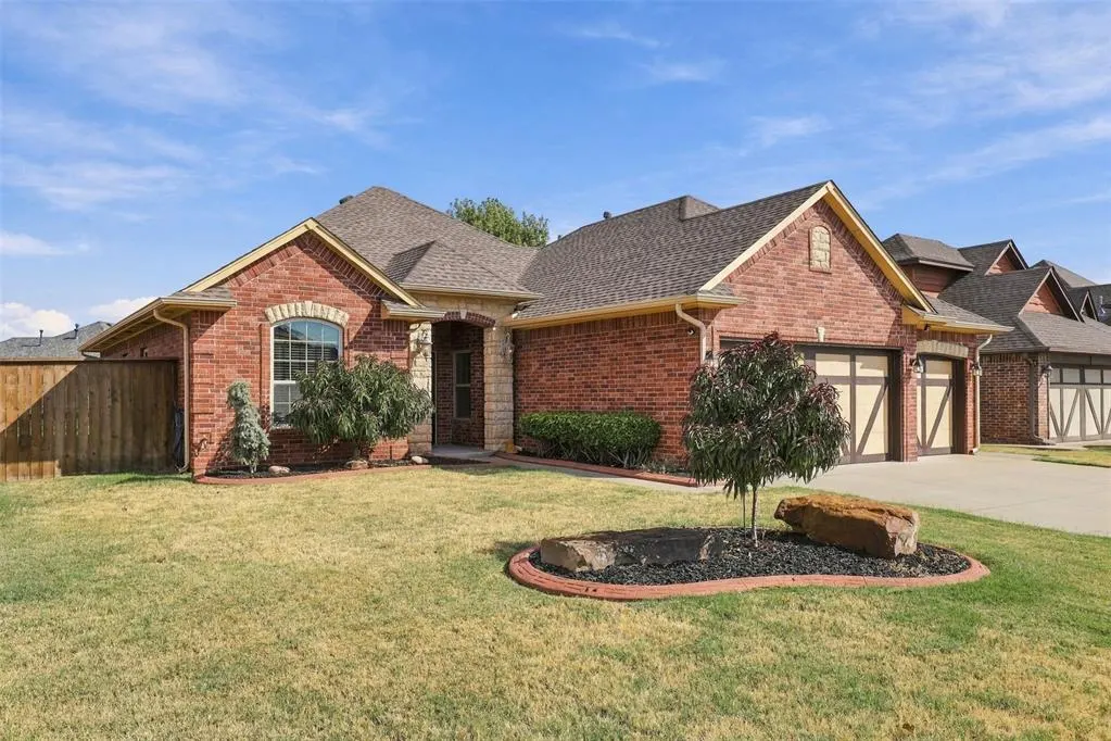 Photo 2 — 101 SW 174th Street, Oklahoma City, OK 73170