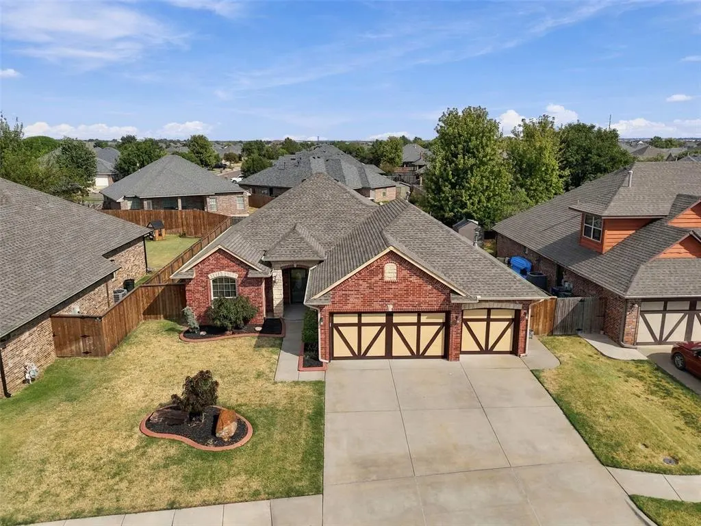 Photo 3 — 101 SW 174th Street, Oklahoma City, OK 73170