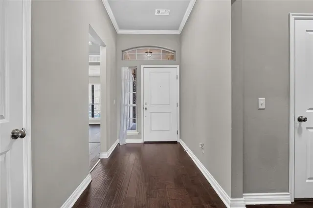 Photo 2 — 10408 NW 35th Street, Yukon, OK 73099