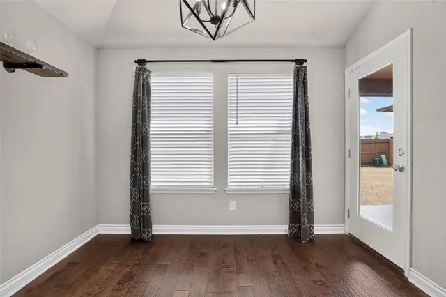 Photo 8 — 10408 NW 35th Street, Yukon, OK 73099