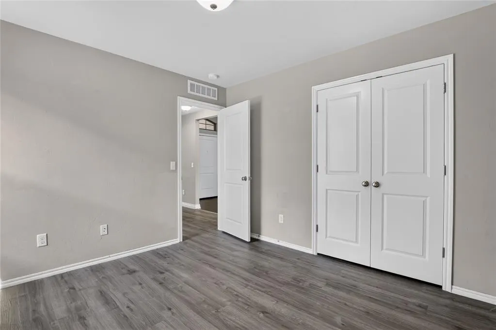 Photo 23 — 10408 NW 35th Street, Yukon, OK 73099