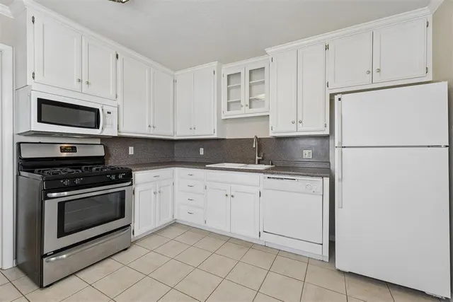 Photo 8 — 9219 NE 13th Street, Midwest City, OK 73130