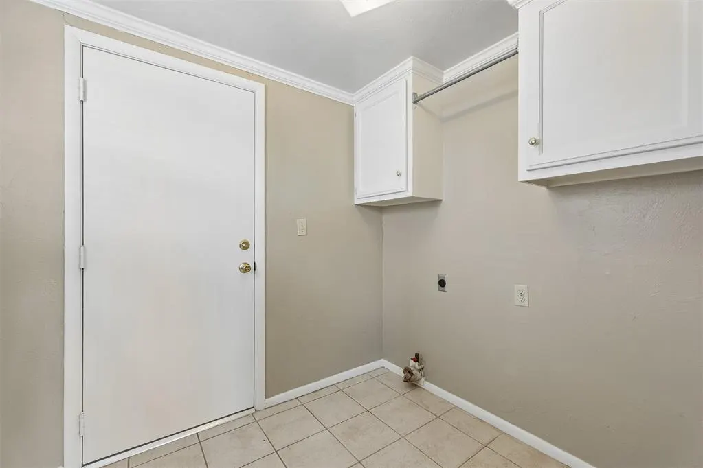 Photo 18 — 9219 NE 13th Street, Midwest City, OK 73130