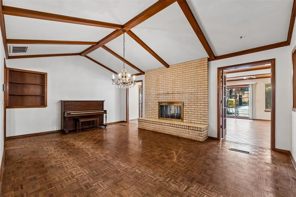Photo 14 — 1909 N Graham Avenue, Oklahoma City, OK 73127