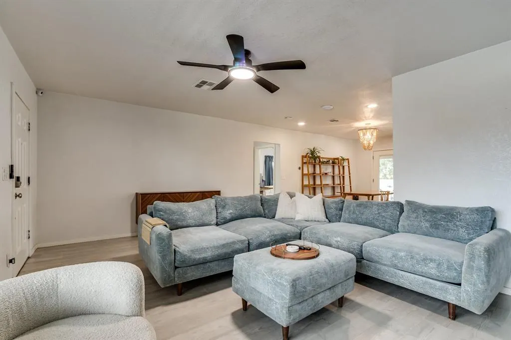 Photo 6 — 1132 NW 28th Street, Oklahoma City, OK 73106