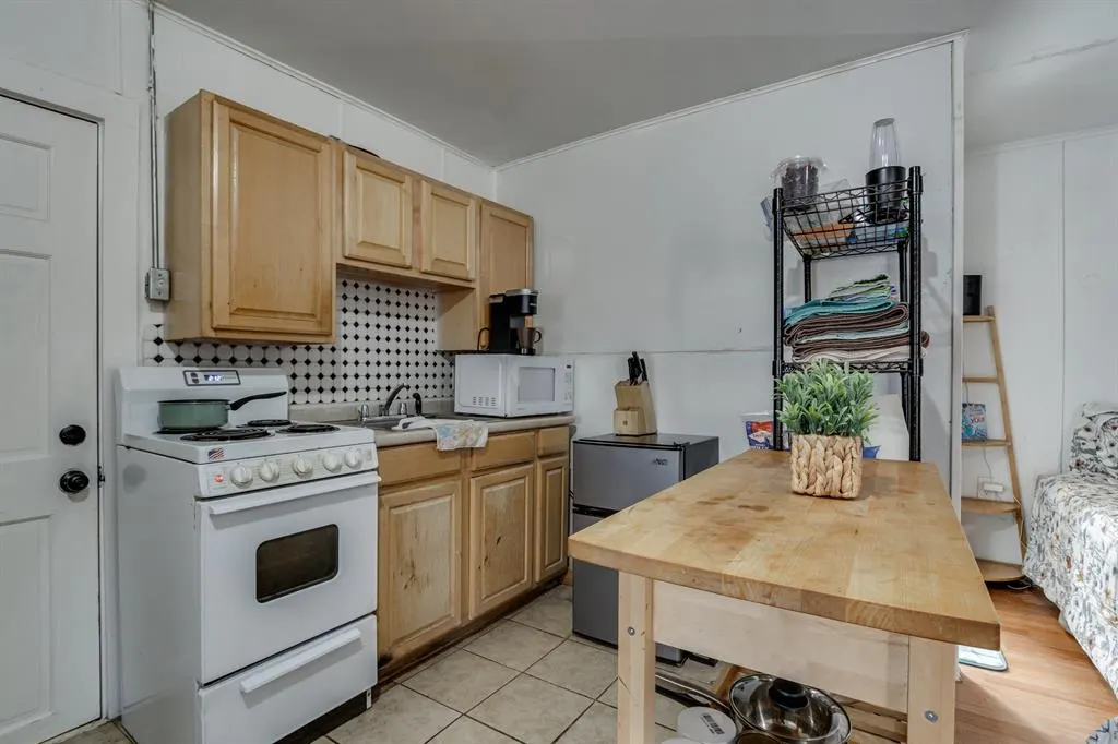 Photo 27 — 1132 NW 28th Street, Oklahoma City, OK 73106