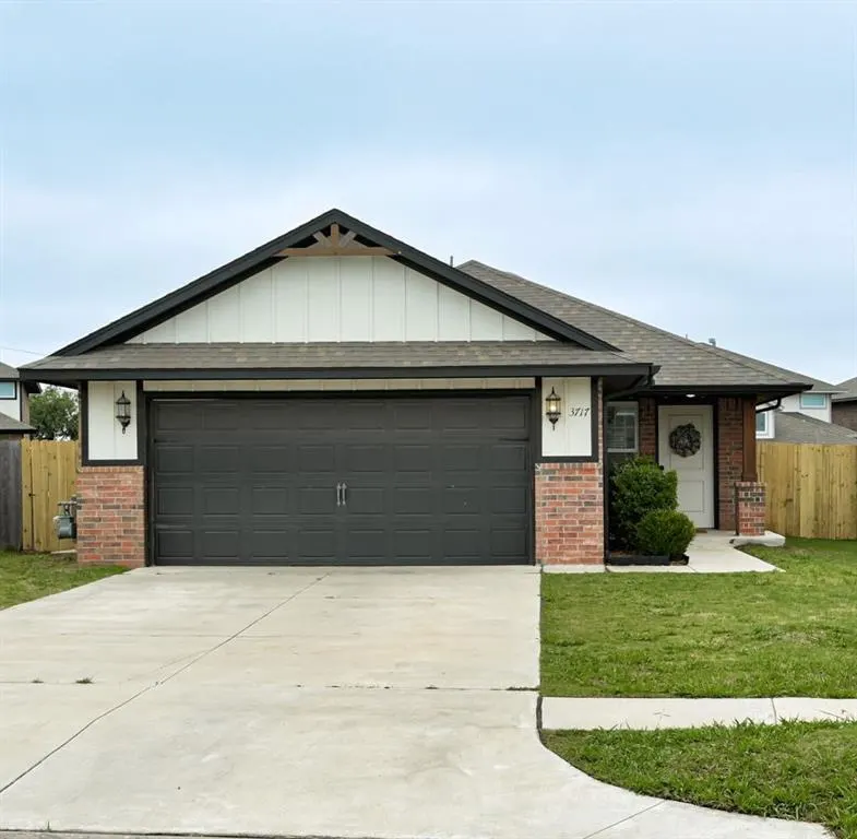 Front exterior — 3717 Central Park Drive, Moore, OK 73160