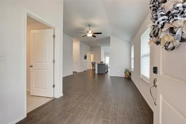 Photo 2 — 3717 Central Park Drive, Moore, OK 73160