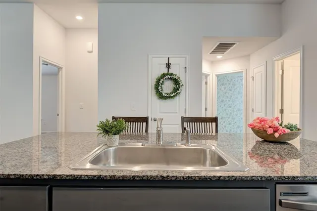 Photo 6 — 3717 Central Park Drive, Moore, OK 73160