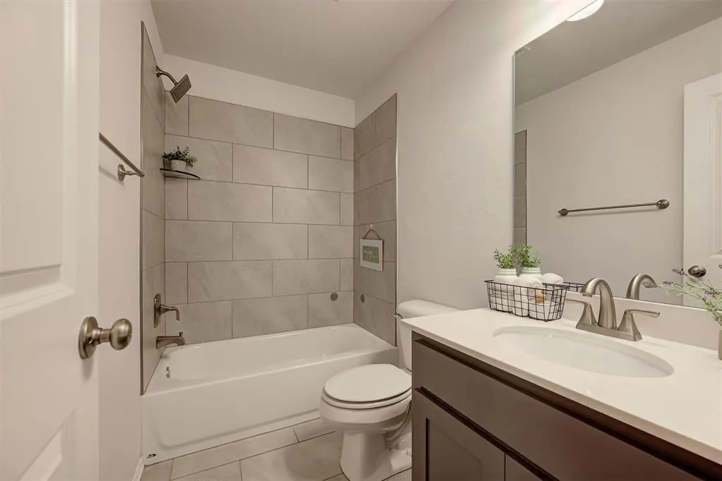 Photo 27 — 3717 Central Park Drive, Moore, OK 73160