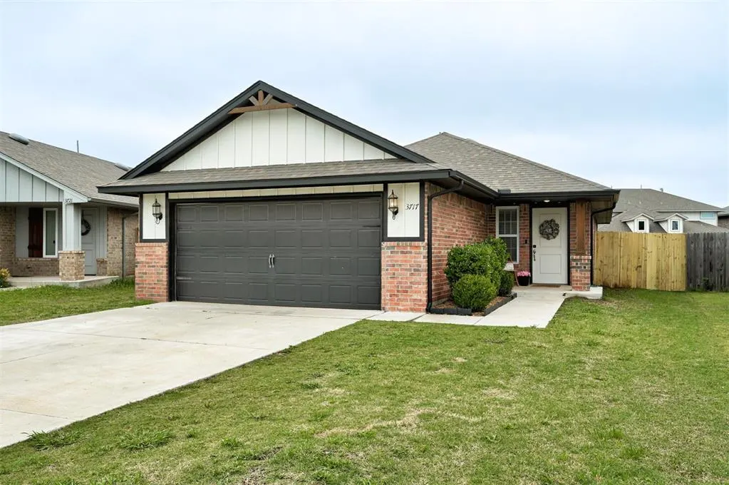 Photo 32 — 3717 Central Park Drive, Moore, OK 73160