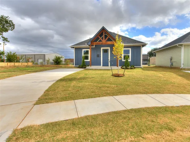 Photo 4 — 3724 SW SW 27th Place, Oklahoma City, OK 73108