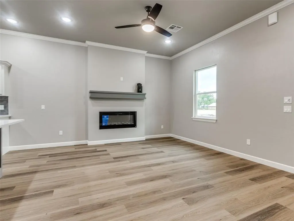 Photo 13 — 3724 SW SW 27th Place, Oklahoma City, OK 73108