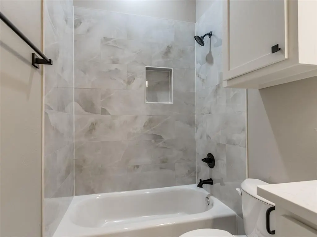 Photo 31 — 3724 SW SW 27th Place, Oklahoma City, OK 73108