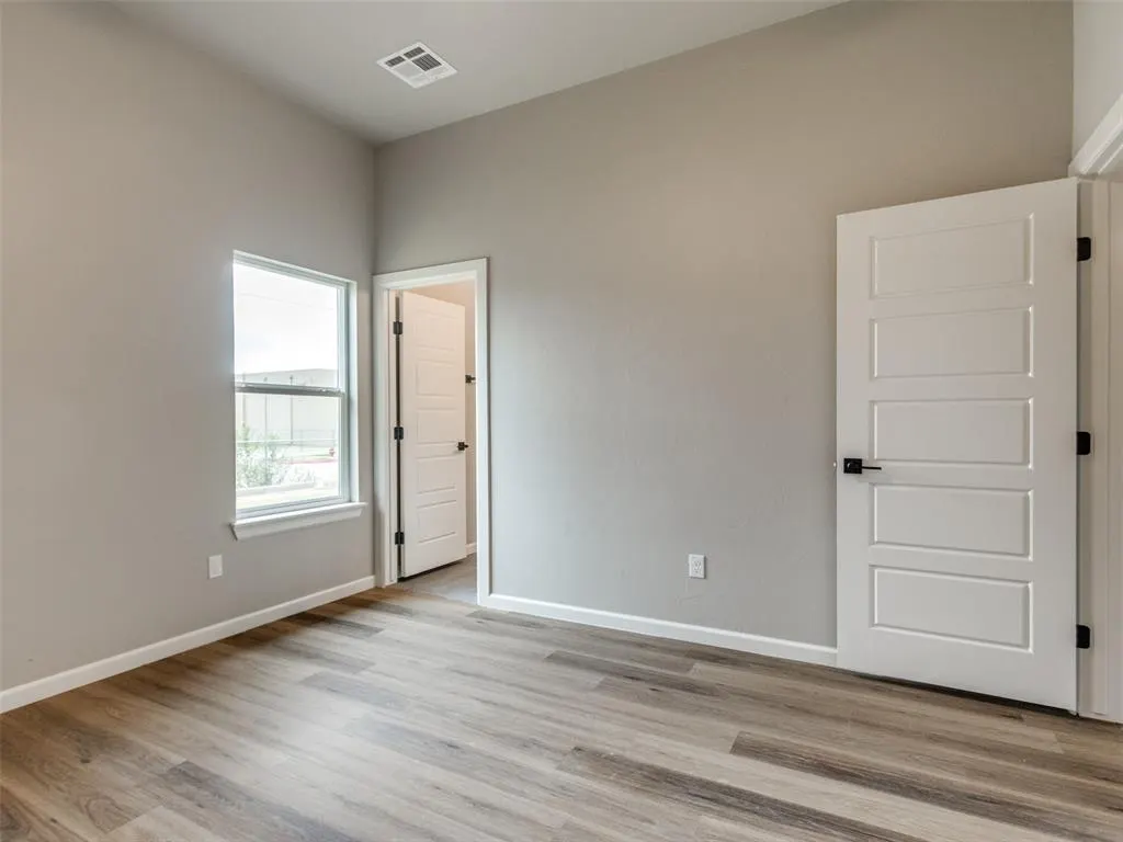 Photo 34 — 3724 SW SW 27th Place, Oklahoma City, OK 73108
