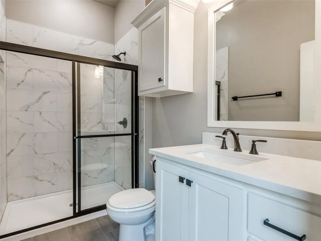 Photo 37 — 3724 SW SW 27th Place, Oklahoma City, OK 73108