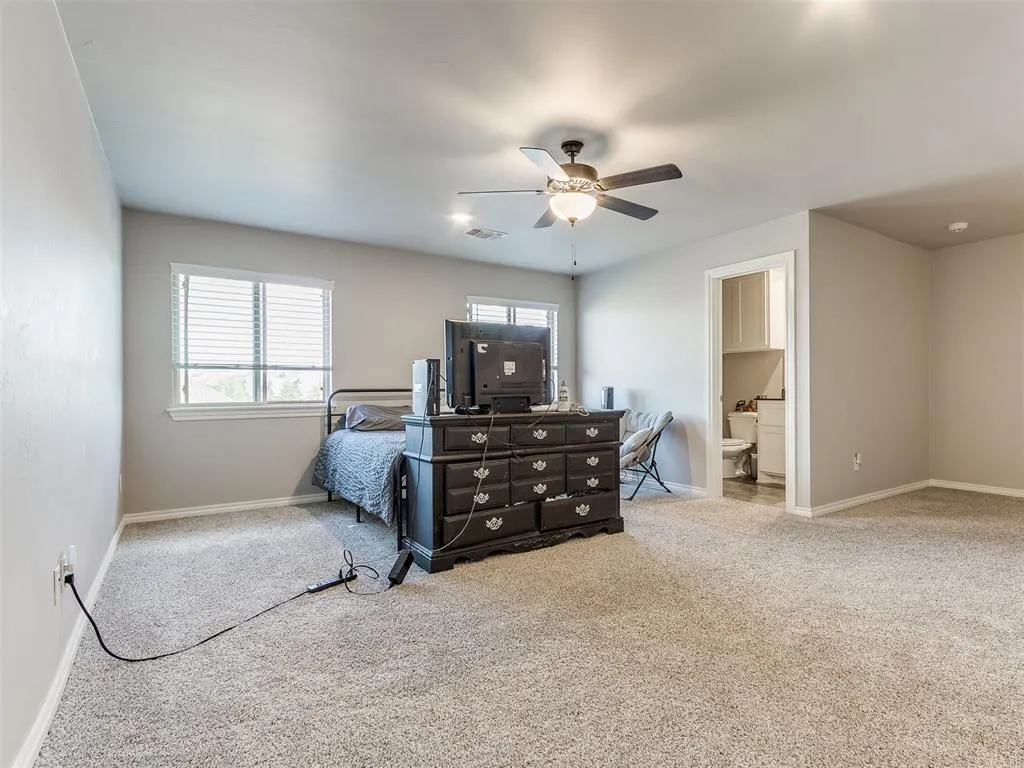 Photo 44 — 617 Side Track Road, Yukon, OK 73099